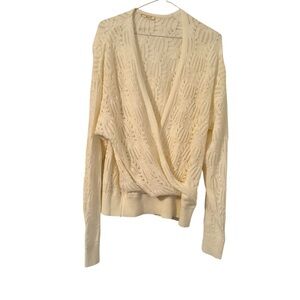 Lovestich Pontinelle Criss CrossSweater in Sz Large.  In like new condition.